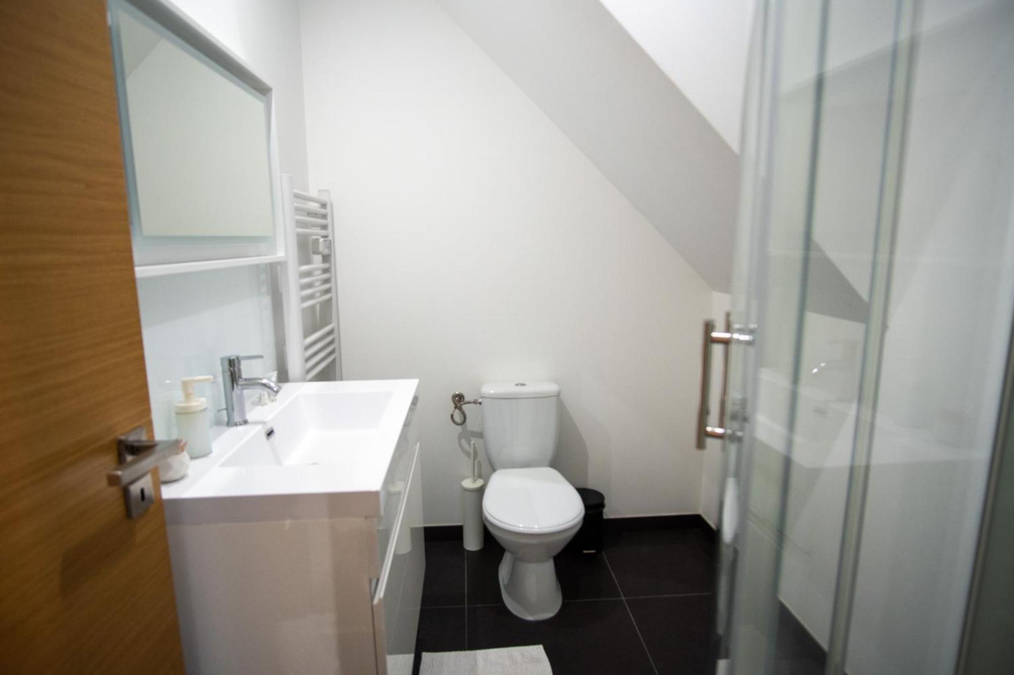 A L'Ombre Du Pin "7" - Spacious T3 Duplex Near Disneyland And Paris, 1-6 Guests Le Pin  Exteriör bild